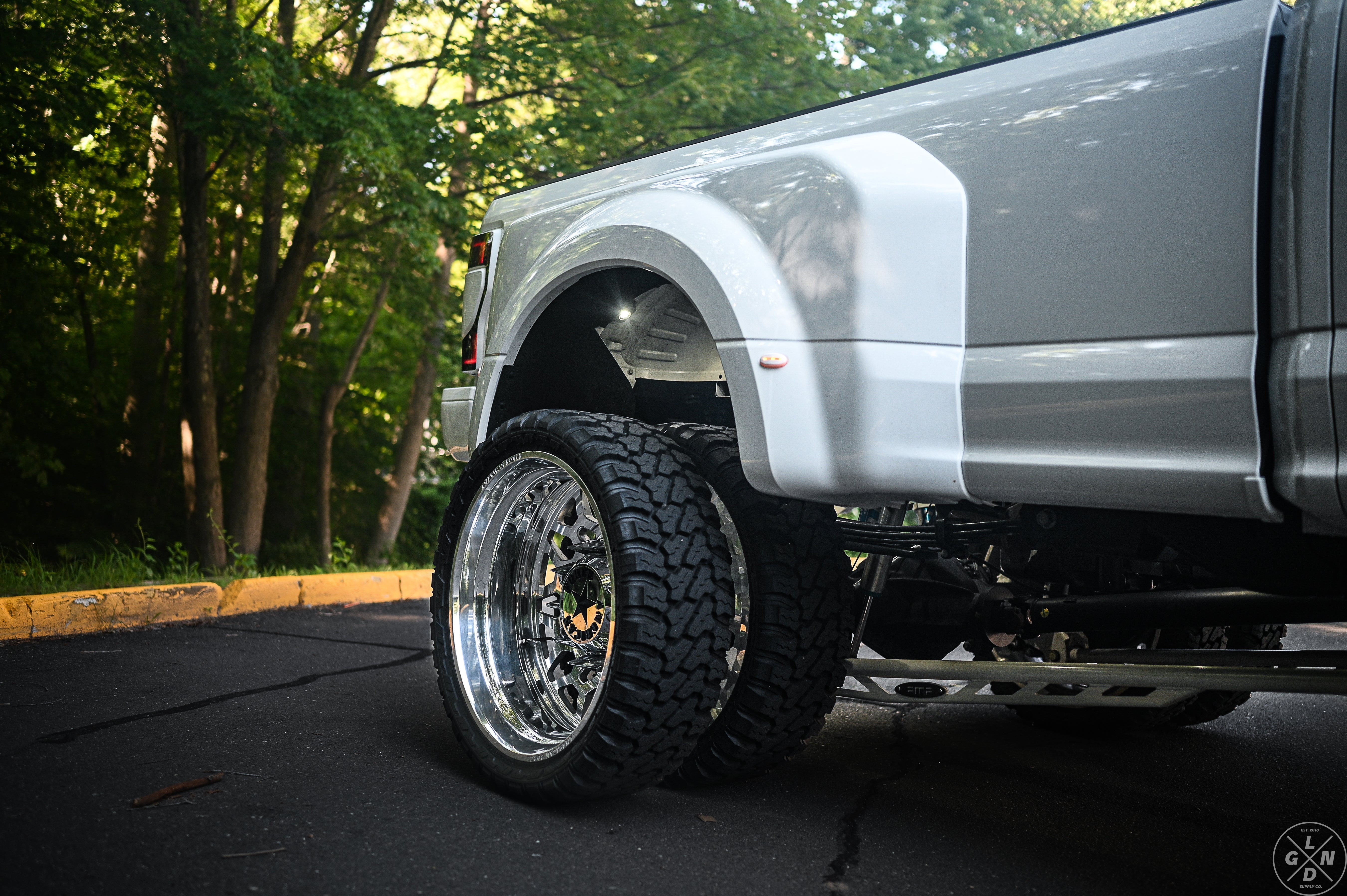 How to Choose the Right Wheel Width for Your Car or Truck