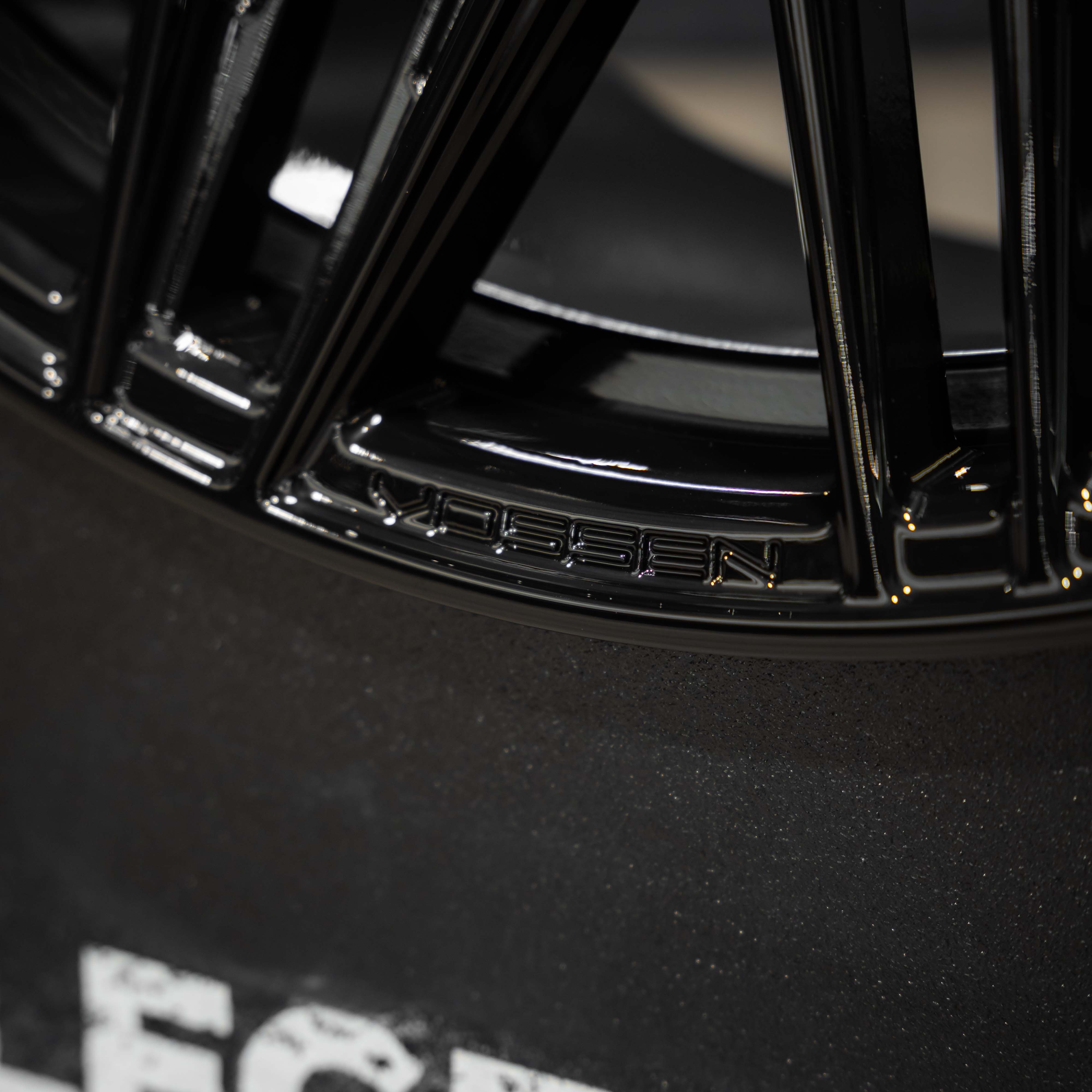 24x10 Vossen Forged HF6-5 4G44 Deep Lip - 6x139.7 Lug Pattern - Gloss Black (Set of 4) - Legends Auto Parts