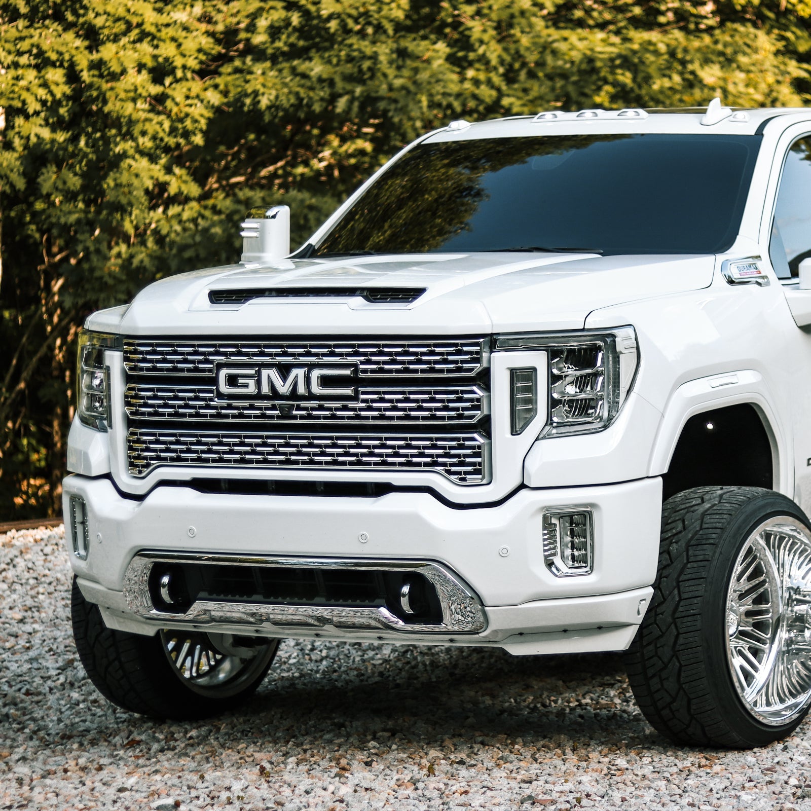 2020-2024 GMC/Chevrolet Sierra/Silverado 2500/3500 OEM Hood Vent Painted - Legends Auto Parts