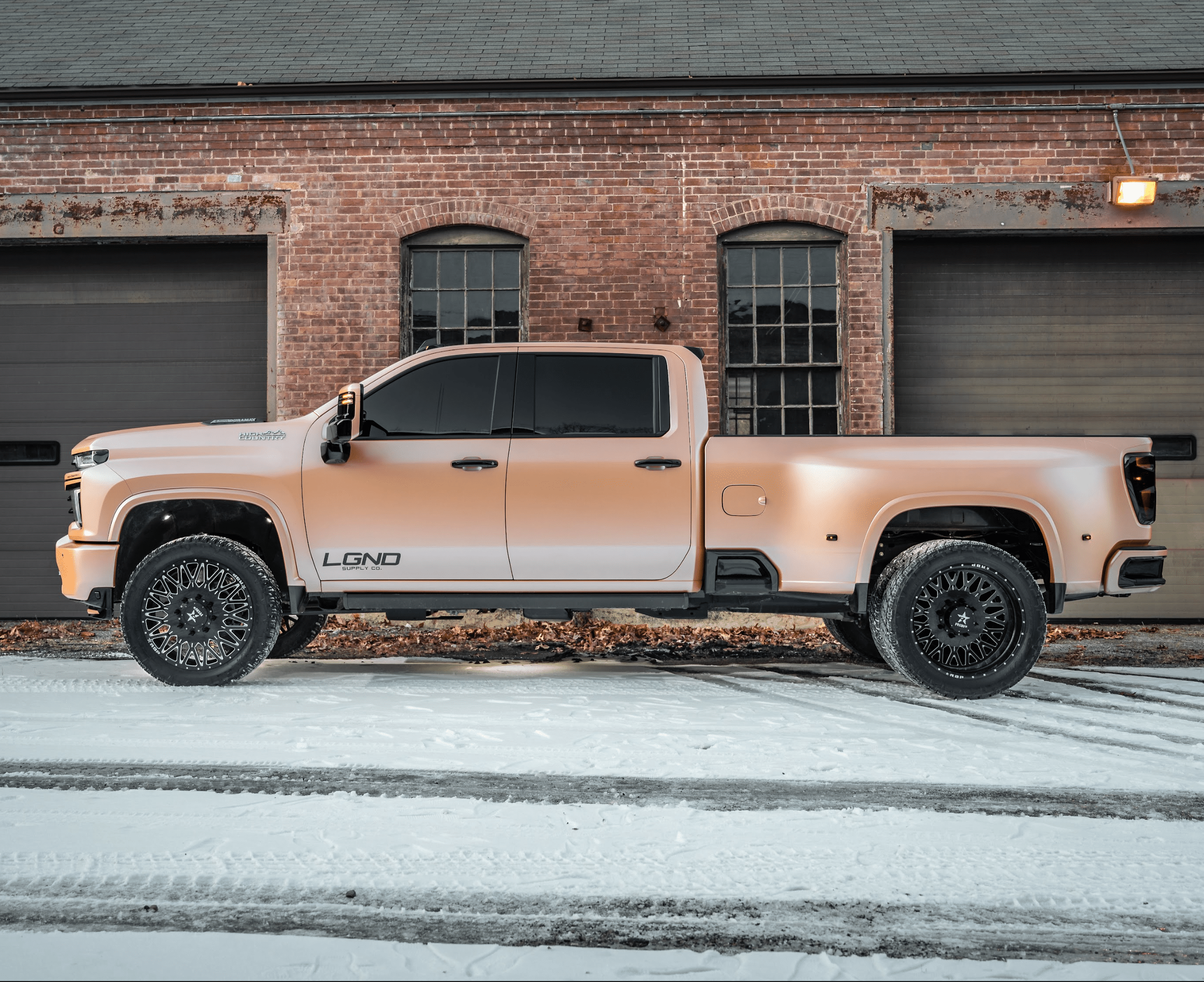 Leveling Kits Explained: The Best Upgrade for Bigger Tires and Better Stance