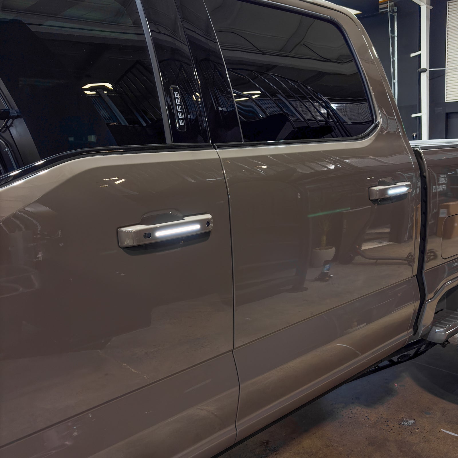 2017–2026 Ford F-150 F-250 F-350 F-450 LED Door Handles OEM