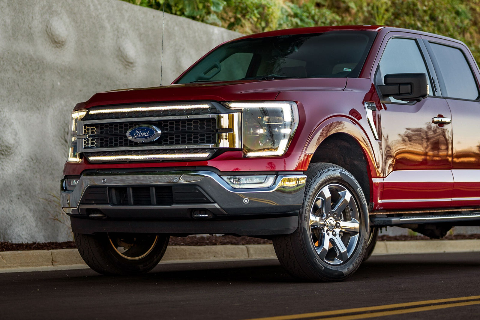 XBG LED Grille: Ford F-150 (21-23 / Chrome / White DRL)