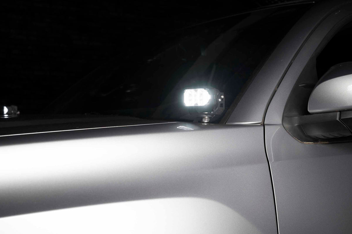 Morimoto 2Banger Ditch Light Kit: 16-23 Tacoma (HXB White Combo Beam)