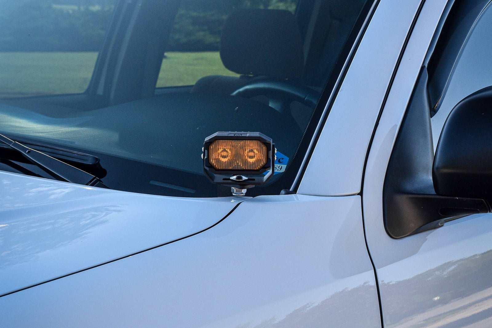 Morimoto 2Banger Ditch Light Kit: 05-15 Tacoma (HXB White Spot Beam)