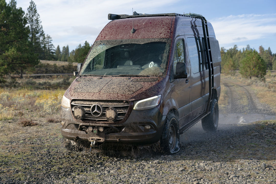 Front Jounce Reinforcement Bracket Sprinter AWD Sprinter 2500/3500XD (2023-Up) Van Compass