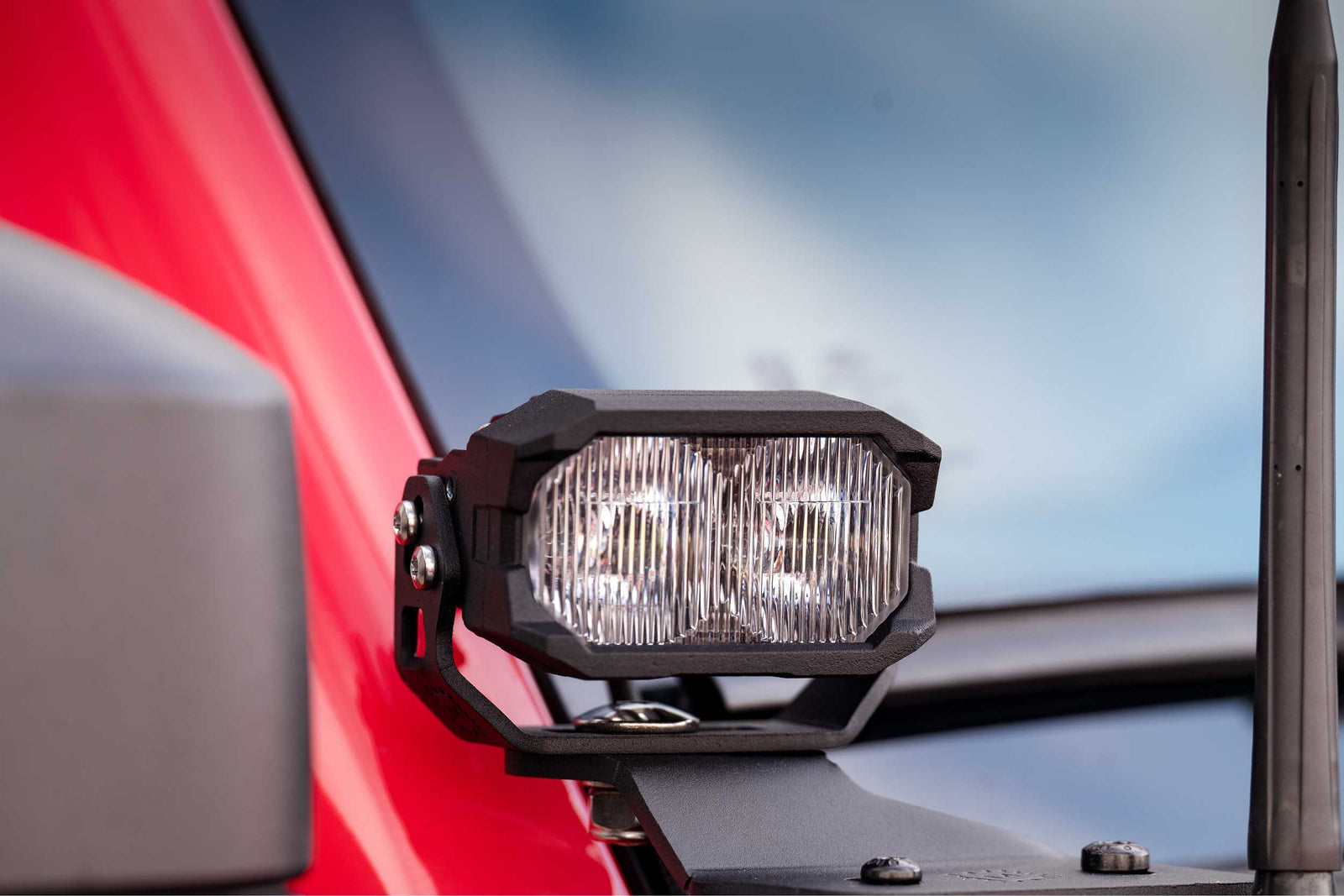 Morimoto 2Banger Ditch Light Kit: 21-26 Ford F-150 (HXB Yellow Flood Beam)