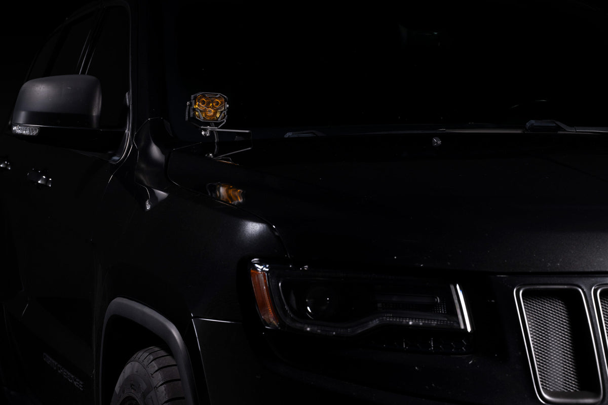 Ditch Light Brackets: Jeep Grand Cherokee (11-22) / Durango (11-24 / Set)