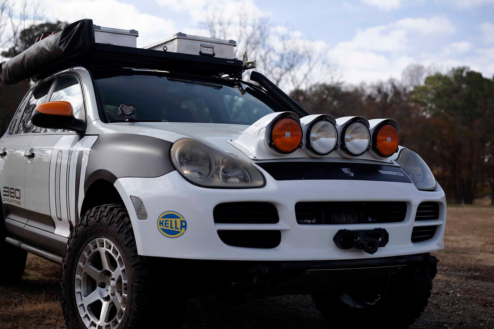 Morimoto 4Banger Ditch Light Kit: 03-10 Cayenne (NCS White Spot Beam)