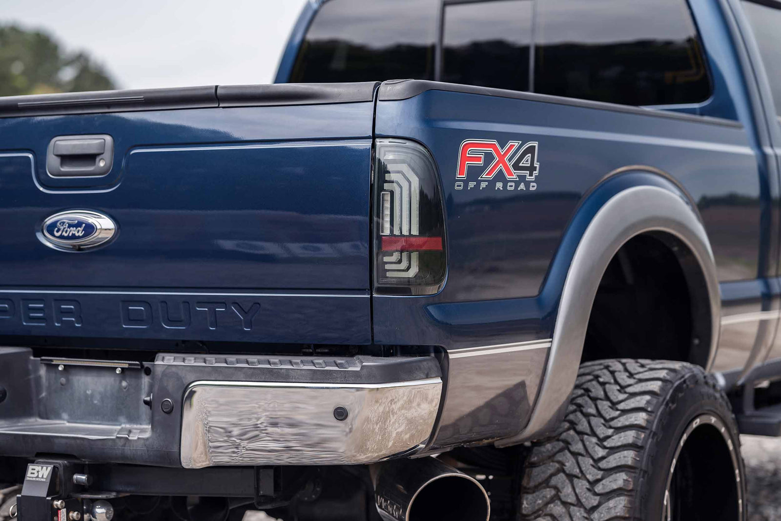 11-16 Ford Super Duty Hybrid Heads and Smoked Tails