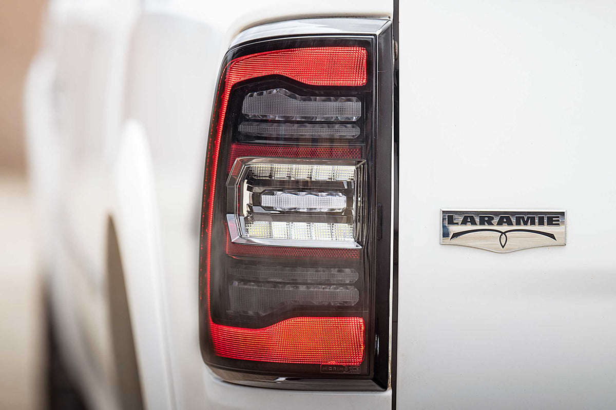 2015 Dodge Ram Amber DRL Heads and Smoked Tails