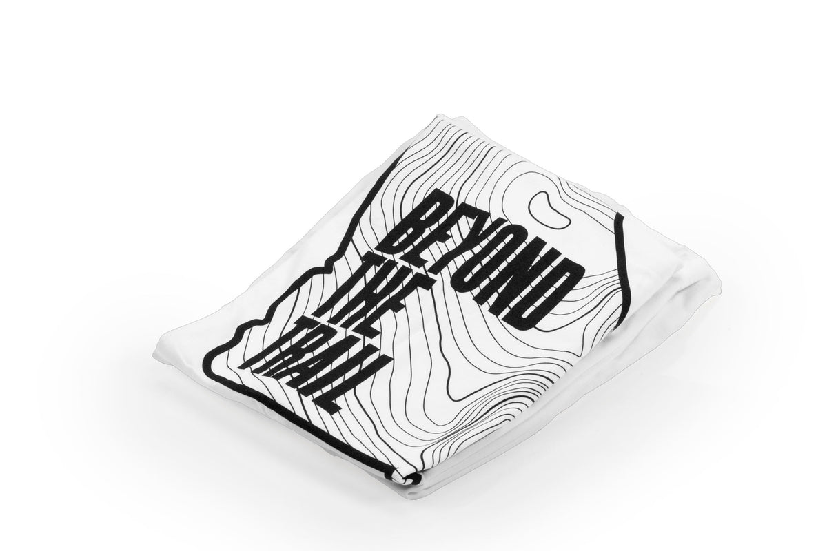 Shirt: Morimoto White/Black (Beyond the Trail / XXL)