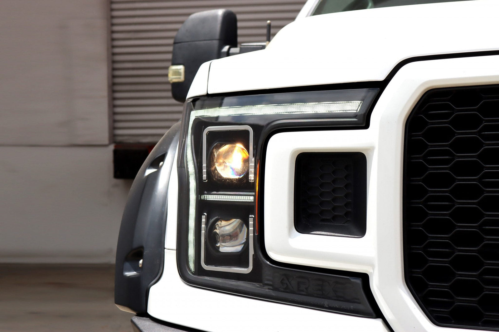 18-20 Ford F150 (MK II 14th Gen Style) PRO-Series Halogen Projector Headlights Black | AlphaRex