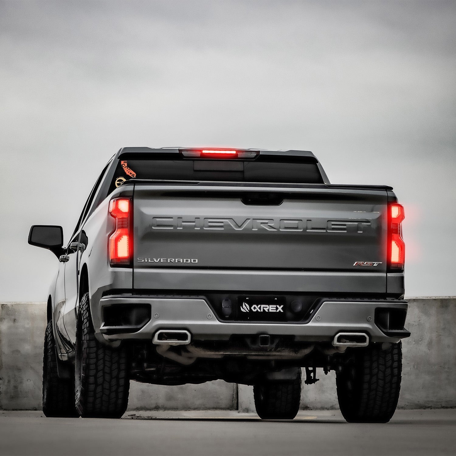 19-24 Chevrolet Silverado 1500 / 20-24 Silverado 2500HD/3500HD LUXX-Series LED Tail Lights Alpha-Black | AlphaRex