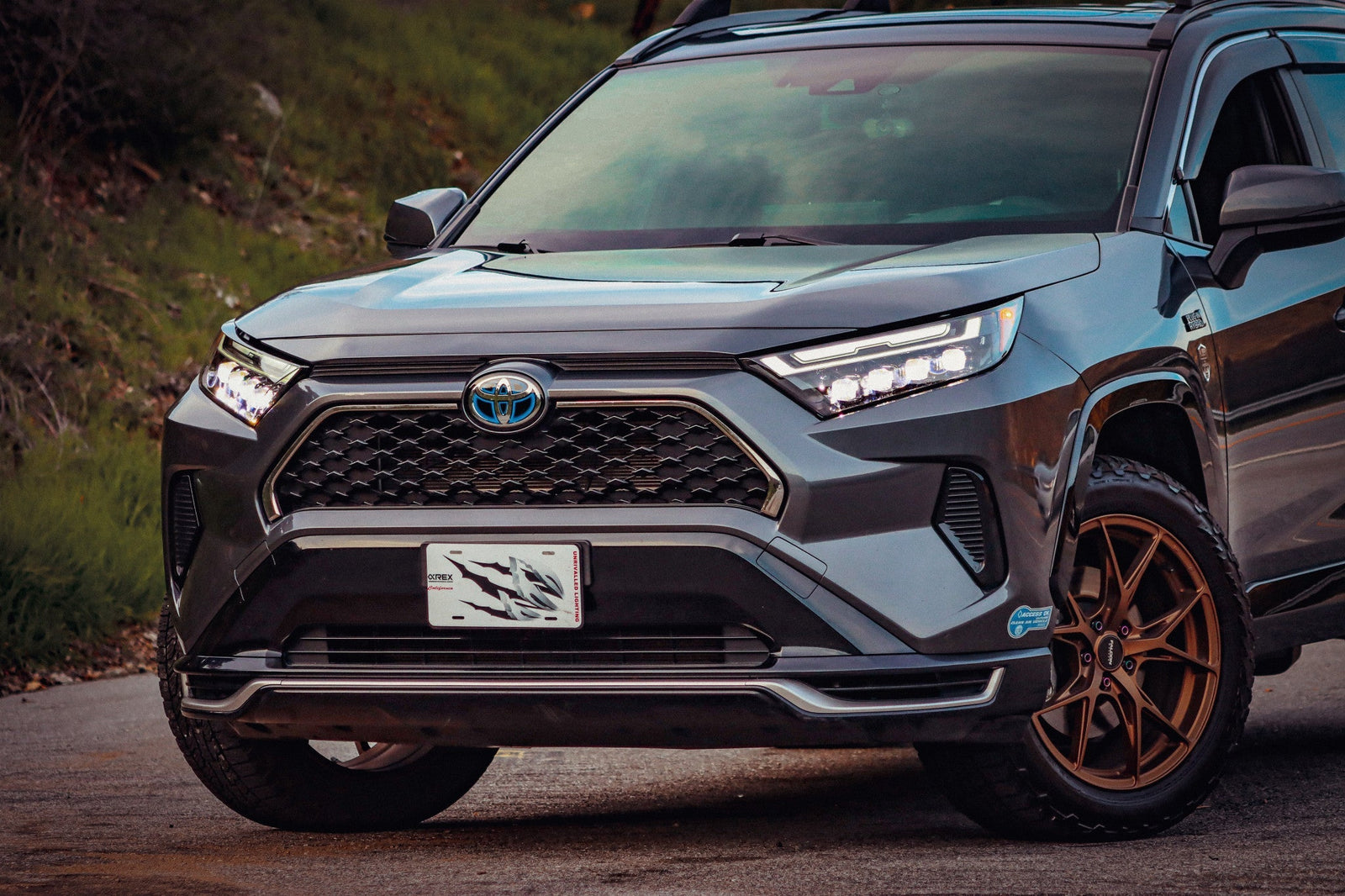 19-25 Toyota RAV4 (High Trim) NOVA-Series LED Projector Headlights Alpha-Black | AlphaRex