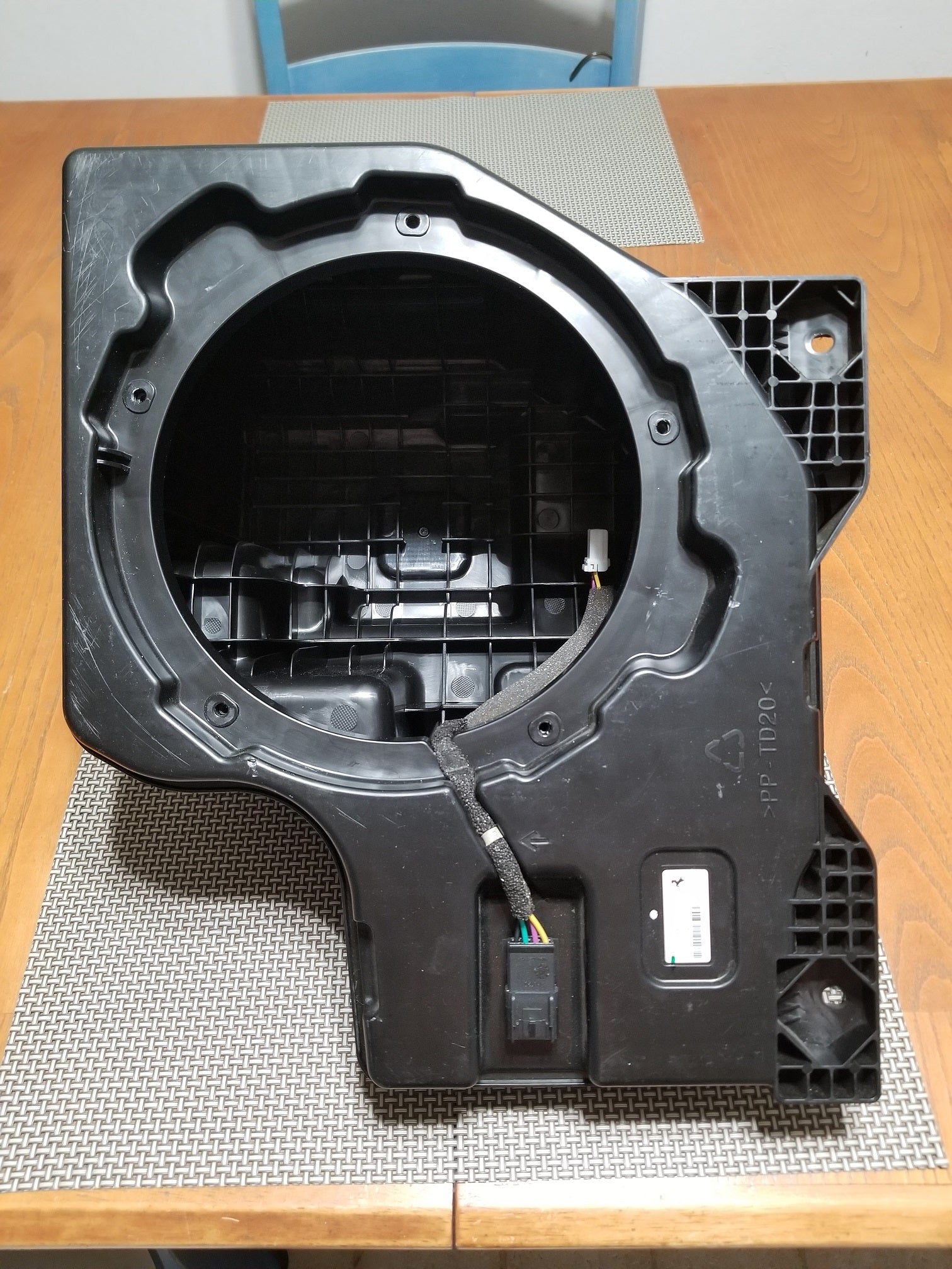 Scuderia Audio - Lusso Rear Subwoofer Upgrade - Legends Auto Parts