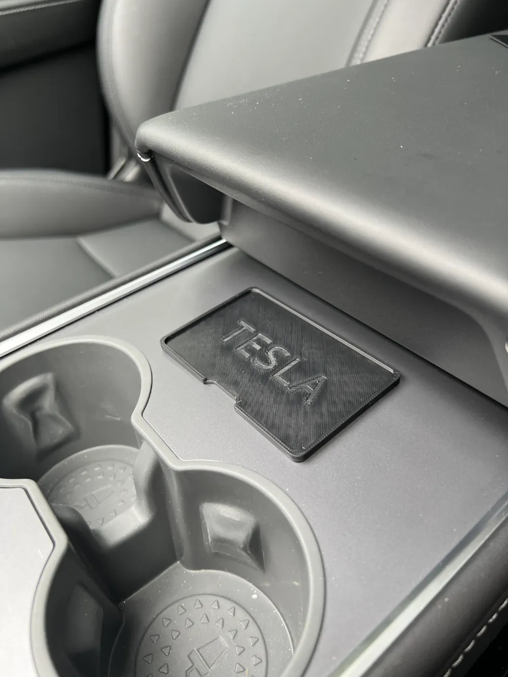 3D Printed Tesla Accessory - Tesla Key Card Holder - Legends Auto Parts