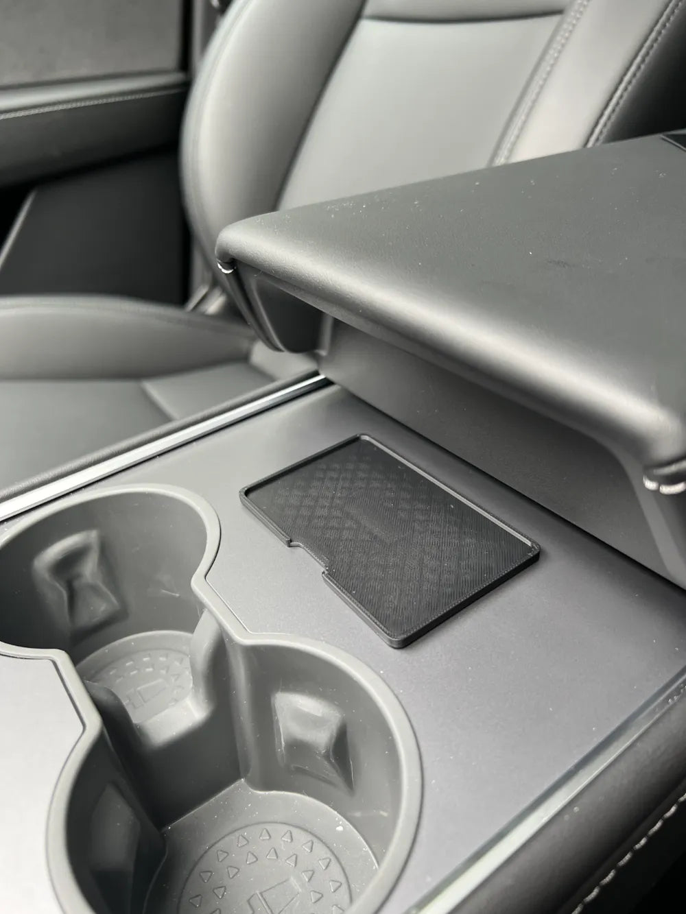 3D Printed Tesla Accessory - Tesla Key Card Holder - Legends Auto Parts