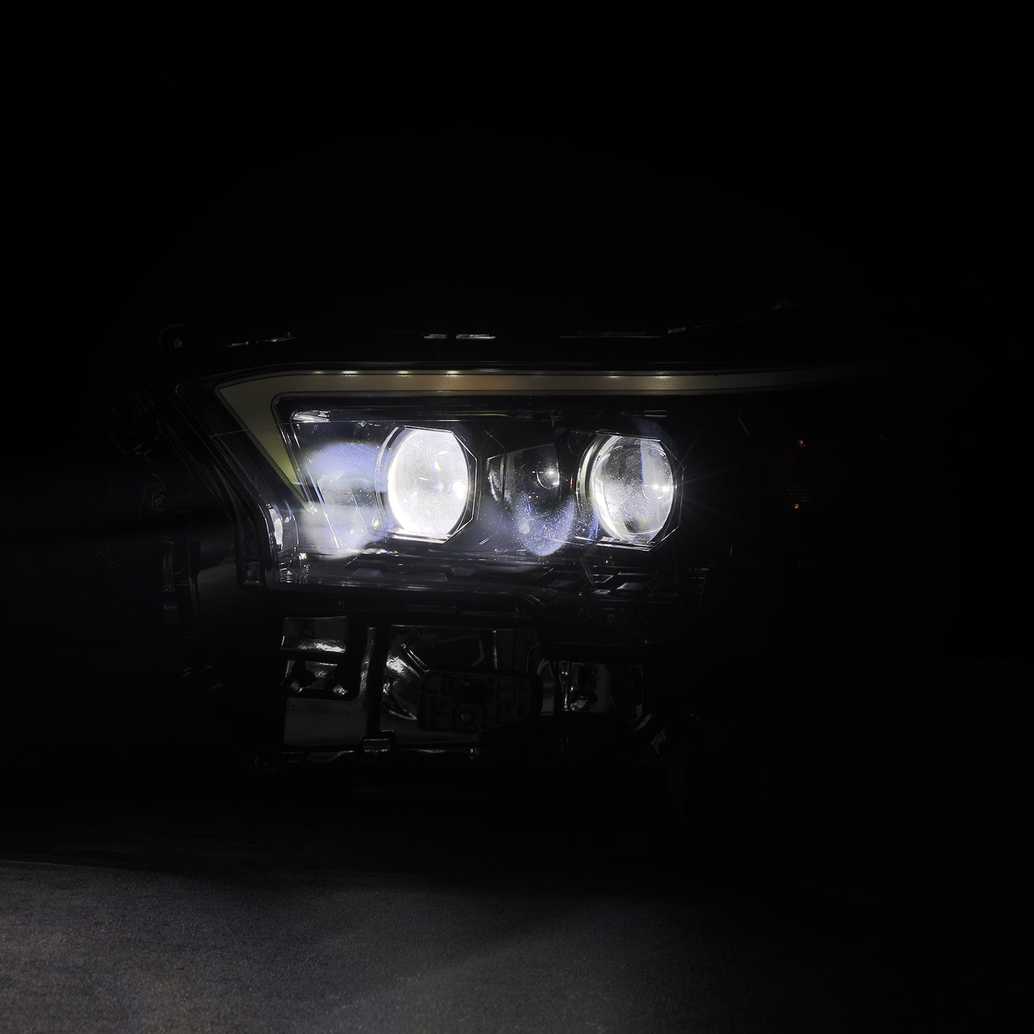 24-25 Toyota Tacoma / 25-up 4Runner OG-Style LUXX-Series LED Projector Headlights Alpha-Black | AlphaRex