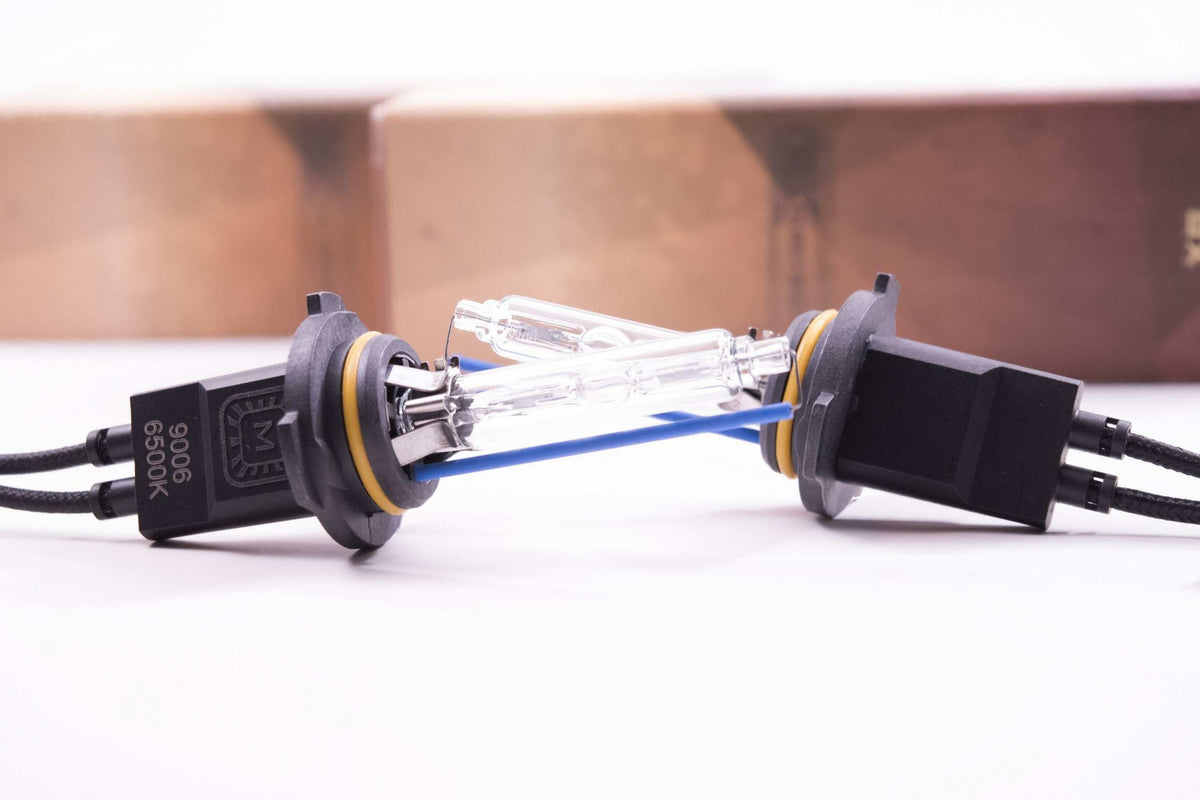9005/H10/9145: XB 4000K HID Bulbs (Pair)