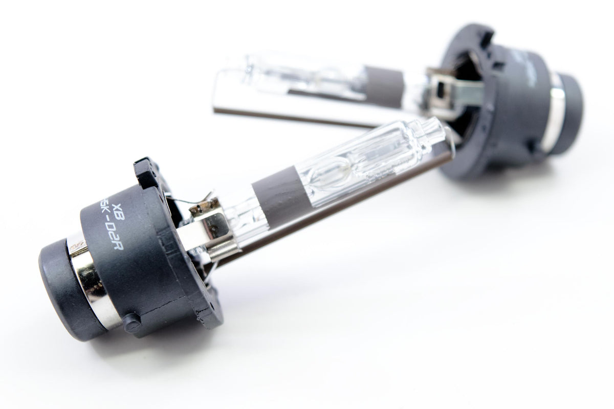 D2R: XB 6000K HID Bulbs (Pair)
