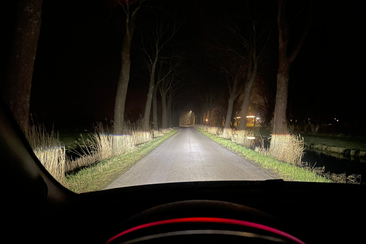 Bi-LED: M LED 2.0 (RHD)