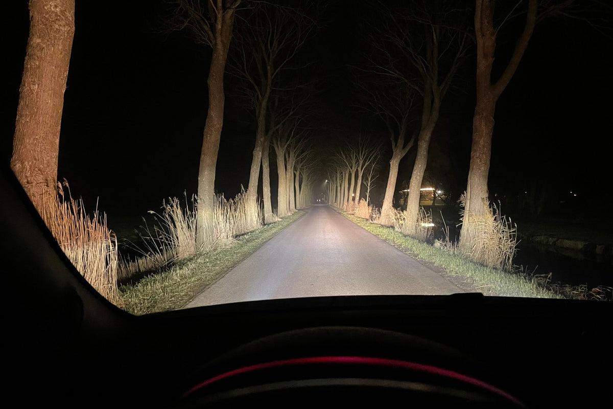Bi-LED: M LED 2.0 (RHD)