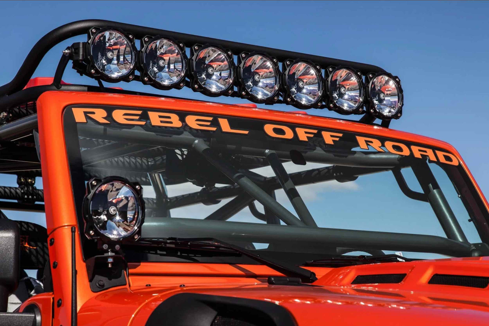 Gravity LED Pro6 Light Bar: 5 Pods (32in / Spot + Flood Beam)