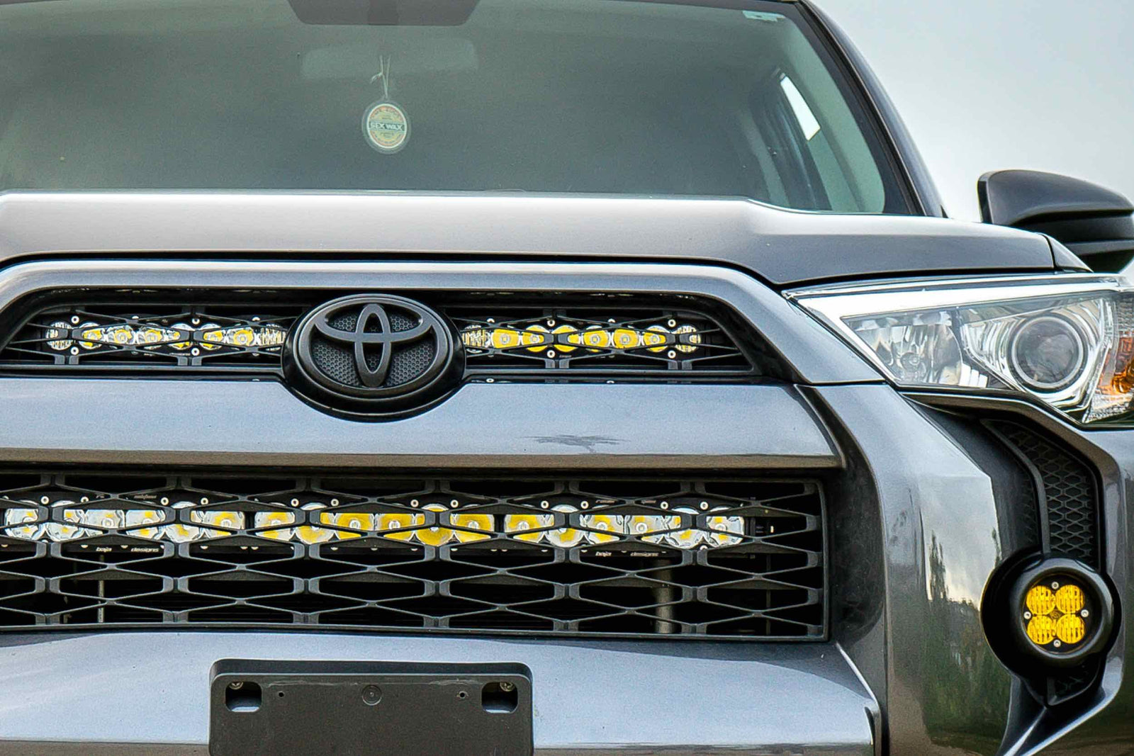 BD Grille-Mount LED System: Toyota 4Runner (14-20) (30in / 1x S8 Bar)