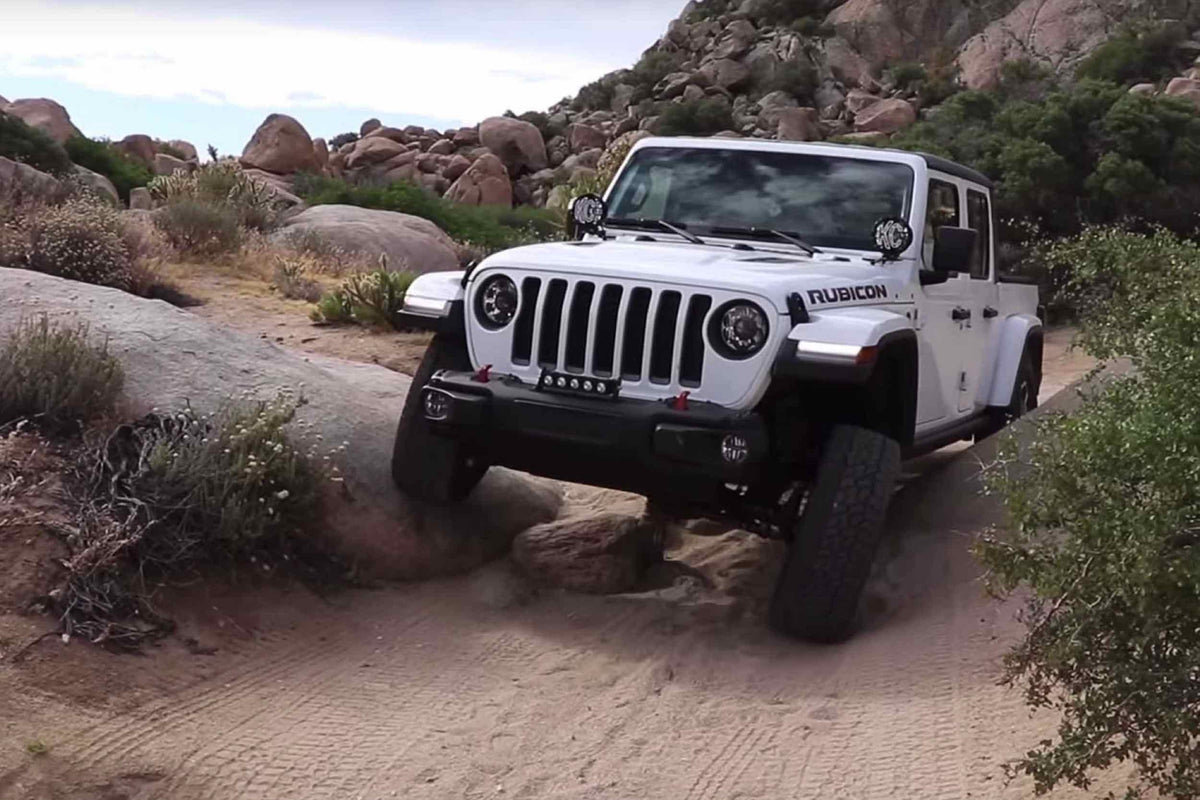 KC Hilites Gravity LED Pro Headlight: (7in for Jeep JL/JT / Pair)