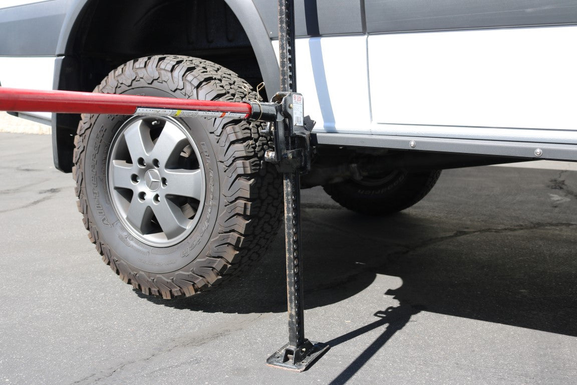 Rocker Guards Sprinter 4wd 144 Inch Wheelbase Only Fits 2 Inch Vc Lift Sprinter 2500/3500/3500XD (2015-2022) Van Compass