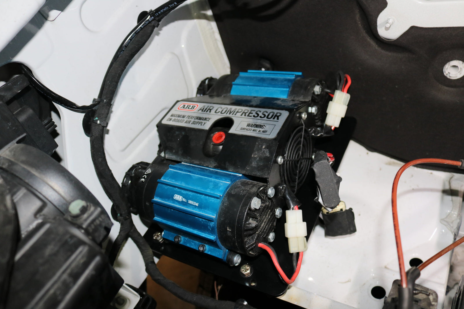 Air System Mount Sprinter Sprinter 2500/3500/3500XD (2019-Up) Van Compass