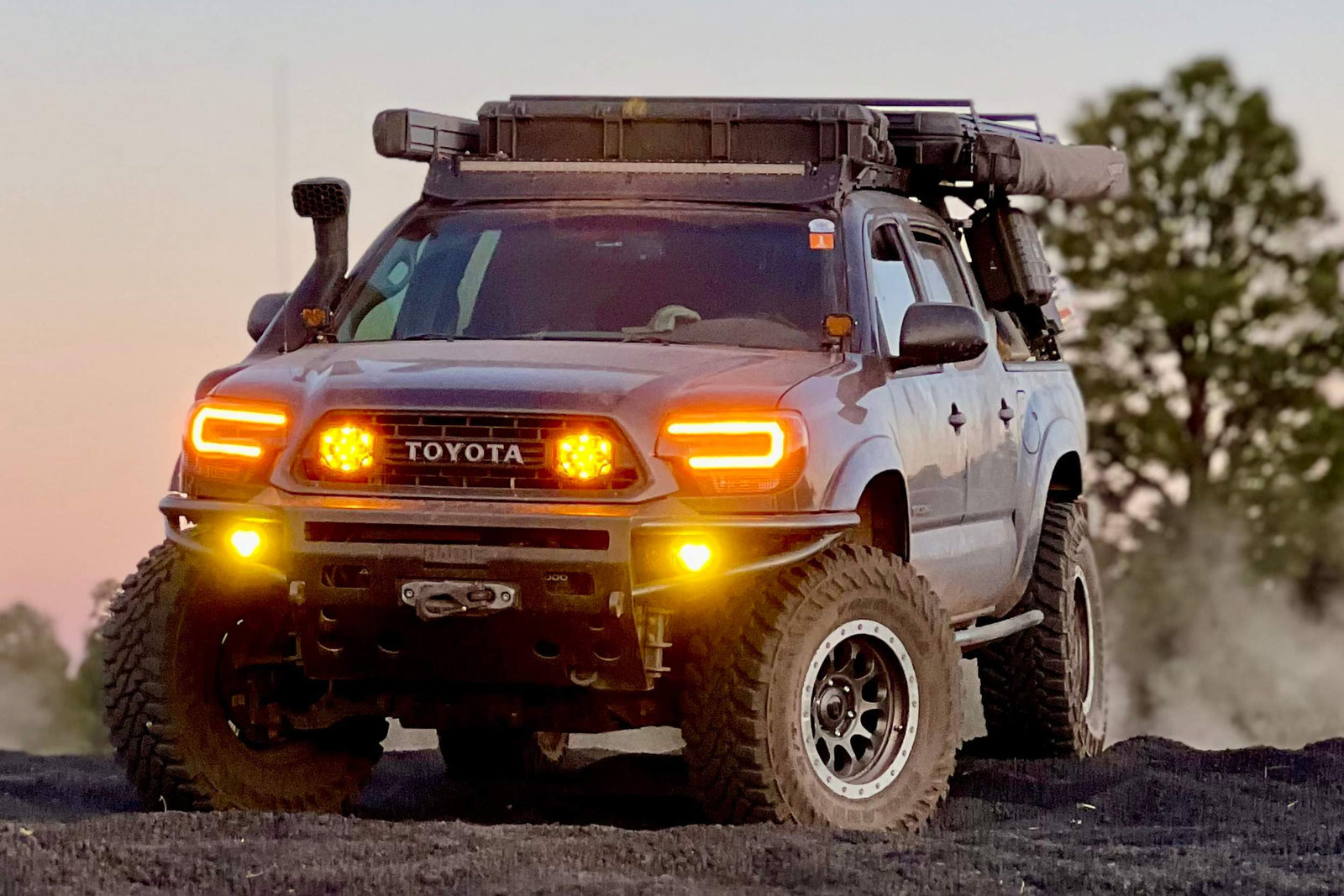 XB Hybrid LED Headlights: Toyota Tacoma (12-15 / Amber DRL / Set)