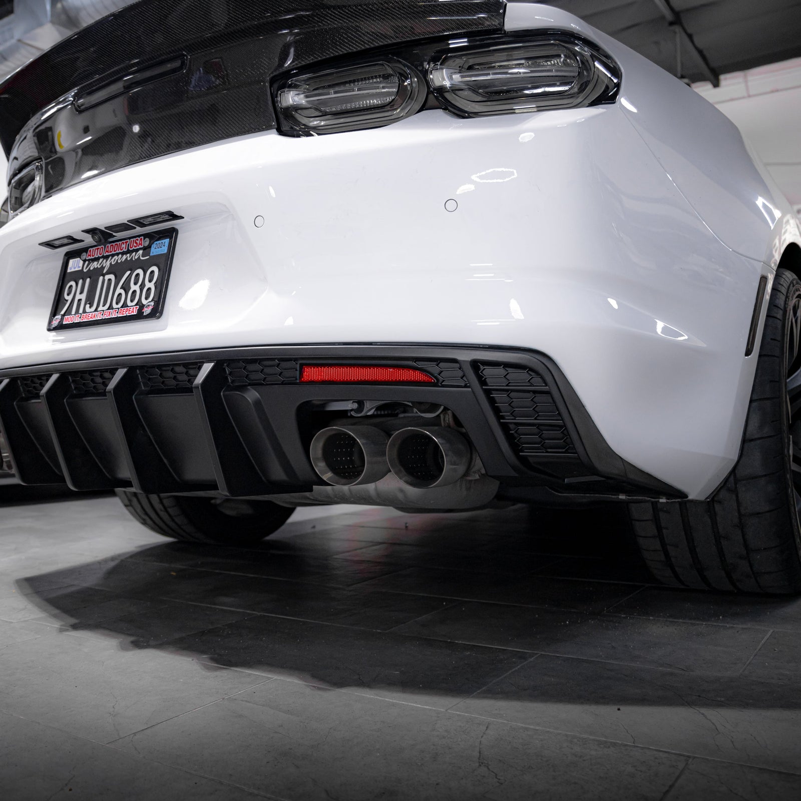 2016-2025 Chevy Camaro Evo Style Shark Fins Rear Diffuser Quad/Single Tips SS/RS/LT & ZL1 w/ Smoke Reflectors - Legends Auto Parts