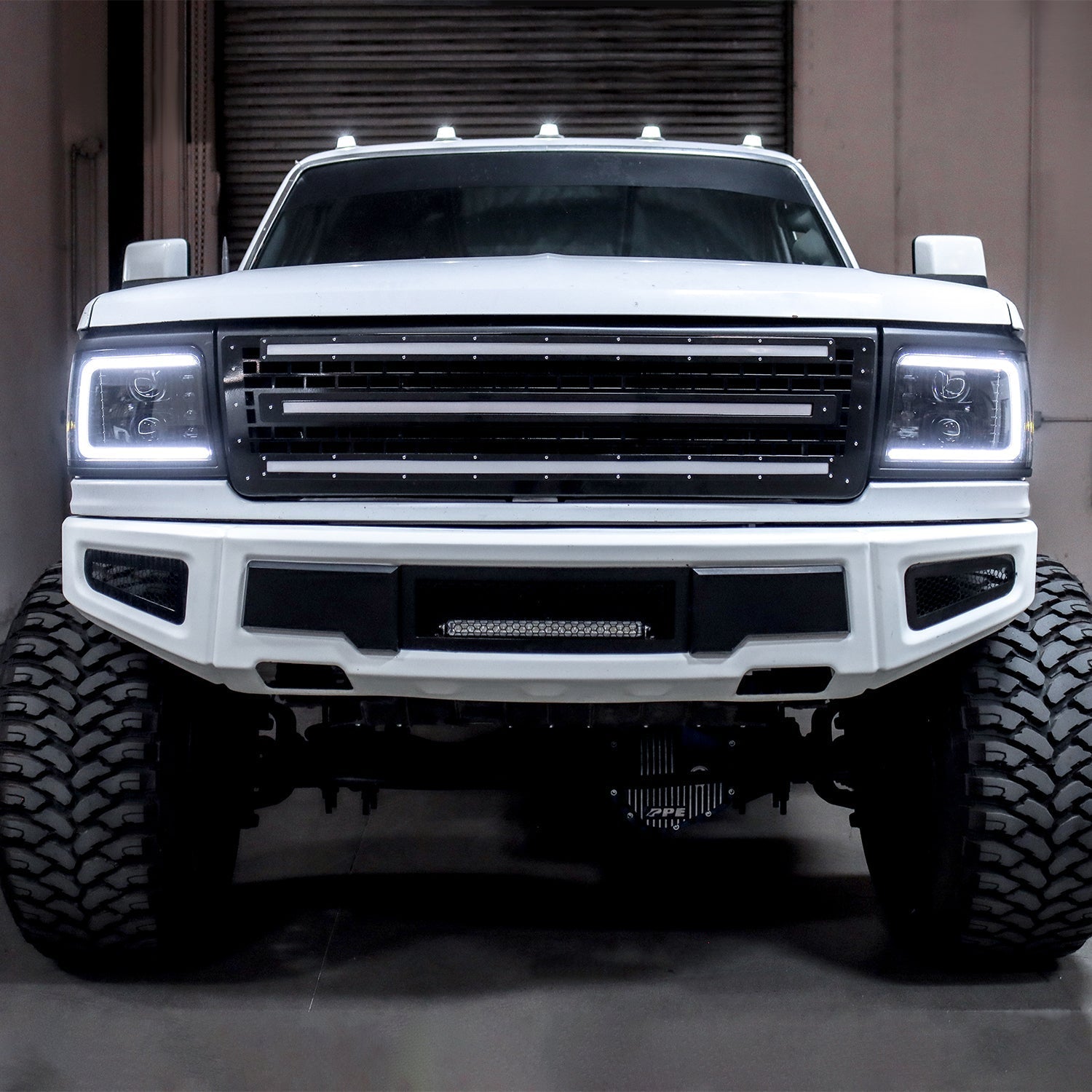 92-96 Ford F-Series/Bronco PRO-Series Halogen Projector Headlights Chrome | AlphaRex