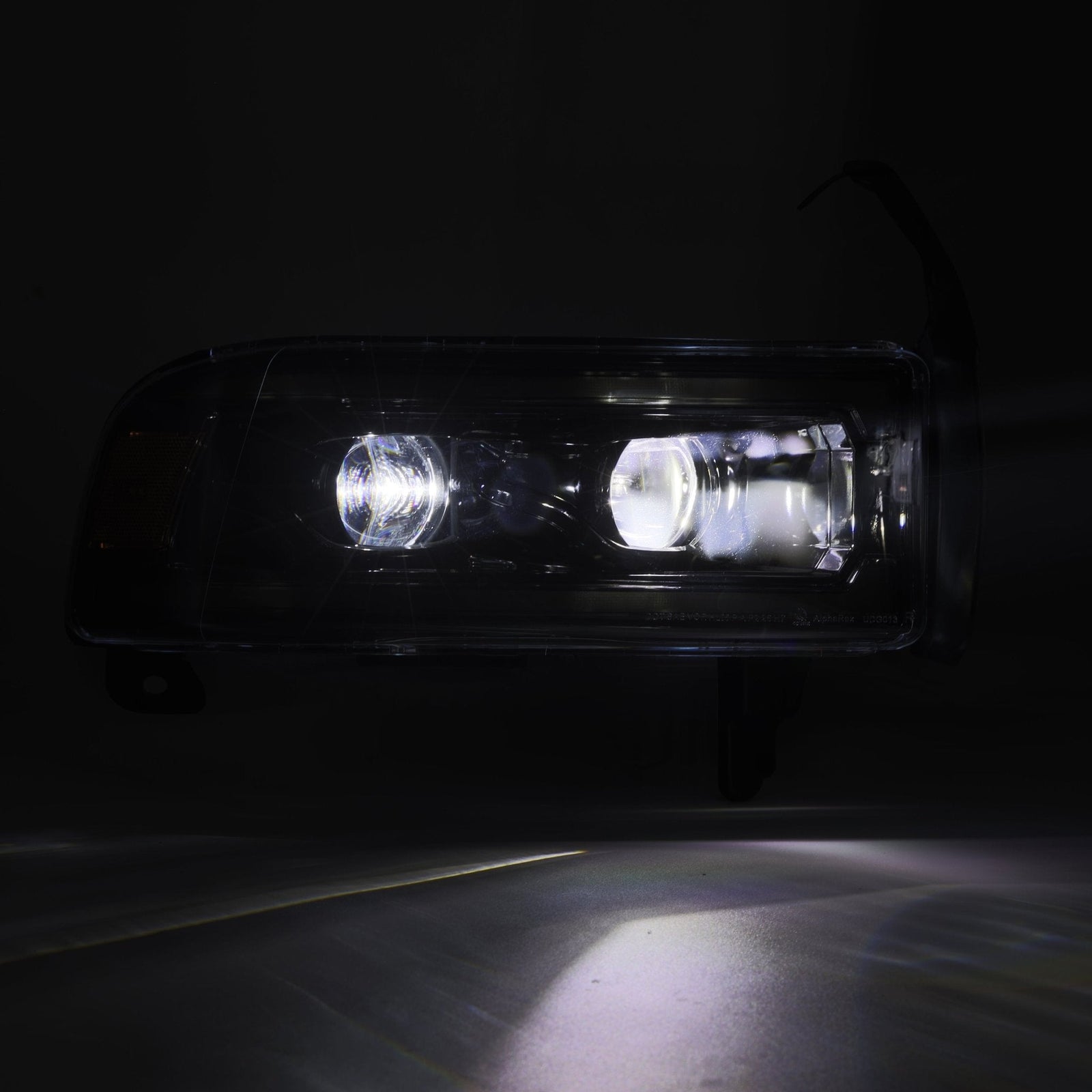 94-01 Dodge Ram 1500/94-02 Ram 2500/3500 LUXX-Series LED Headlights Black | AlphaRex