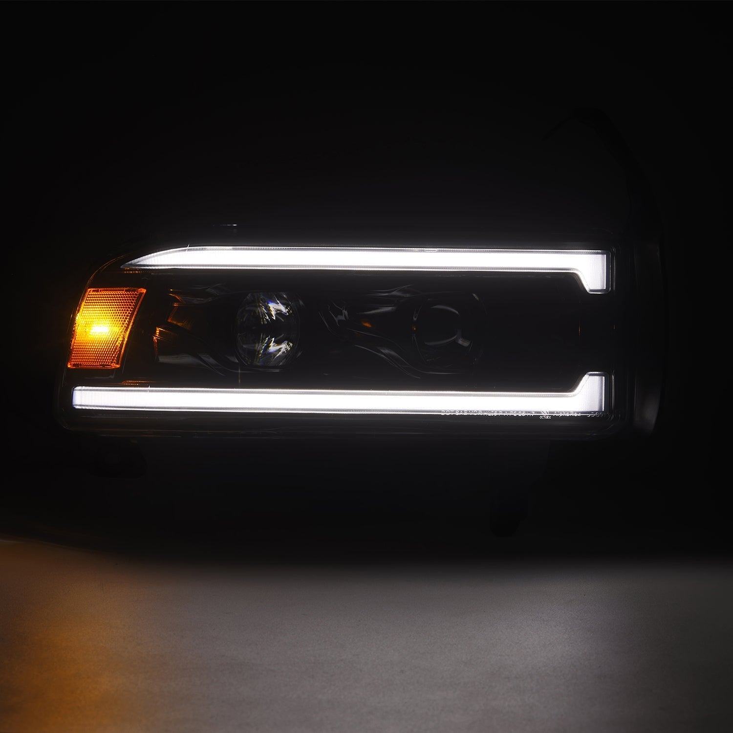 94-01 Dodge Ram 1500/94-02 Ram 2500/3500 LUXX-Series LED Headlights Black | AlphaRex