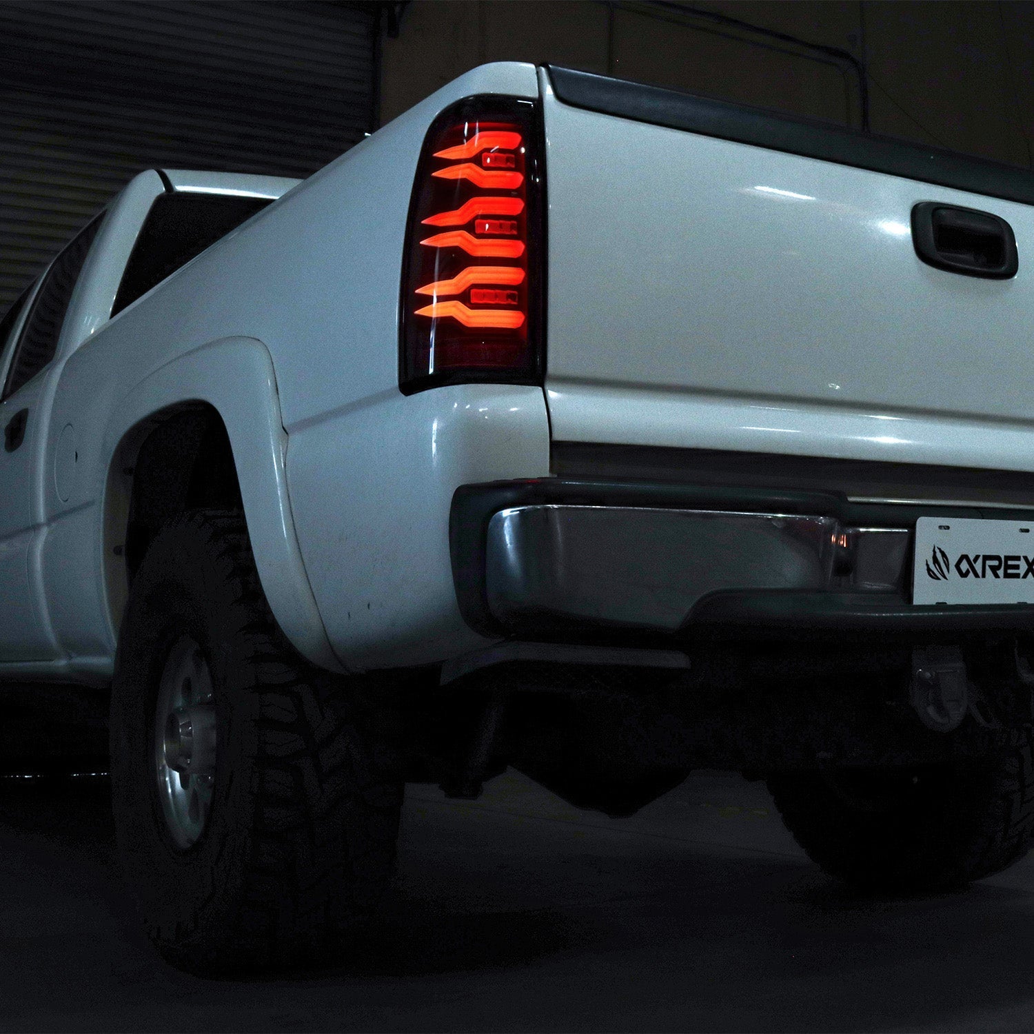 99-06 Chevrolet Silverado/99-06 GMC Sierra LUXX-Series LED Tail Lights Alpha-Black | AlphaRex