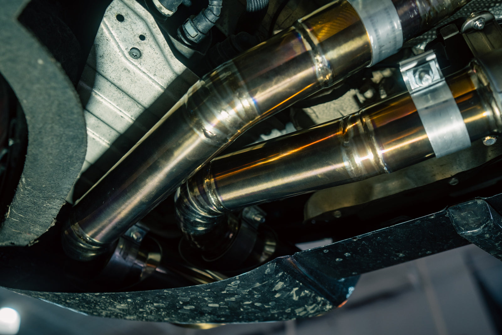 Lamborghini Urus Valved Sport Exhaust System - Legends Auto Parts