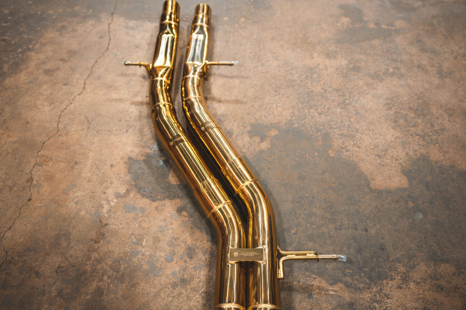 AUDI RSQ8 Valved Sport Exhaust system - Legends Auto Parts
