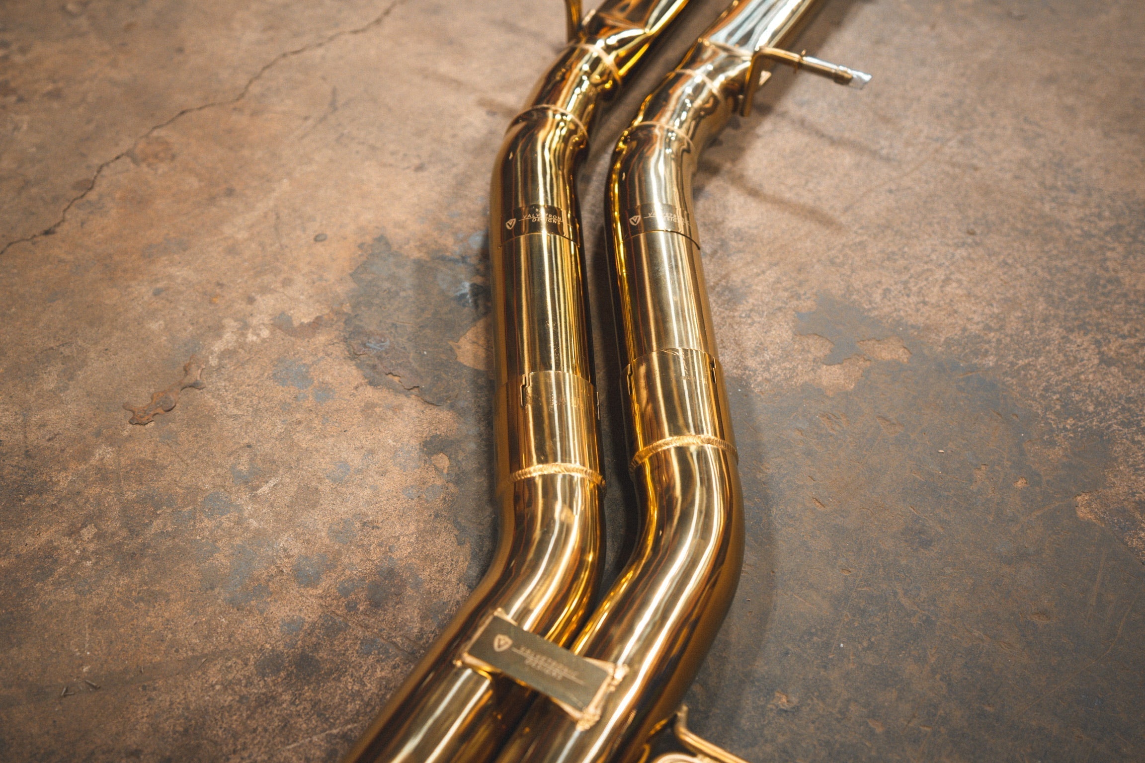 AUDI RSQ8 Valved Sport Exhaust system - Legends Auto Parts