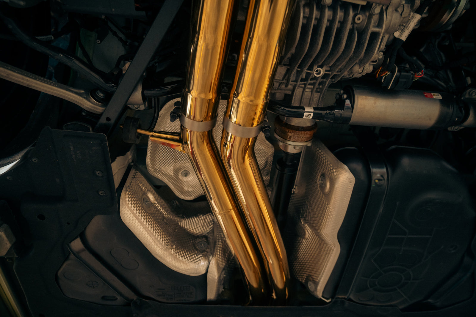 AUDI RSQ8 Valved Sport Exhaust system - Legends Auto Parts