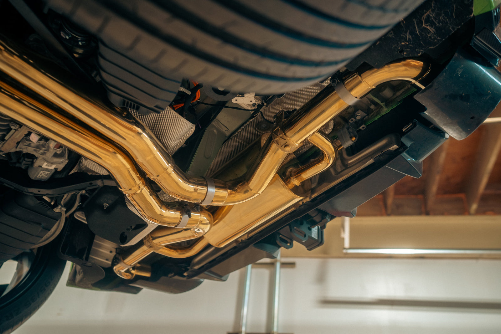 AUDI RSQ8 Valved Sport Exhaust system - Legends Auto Parts