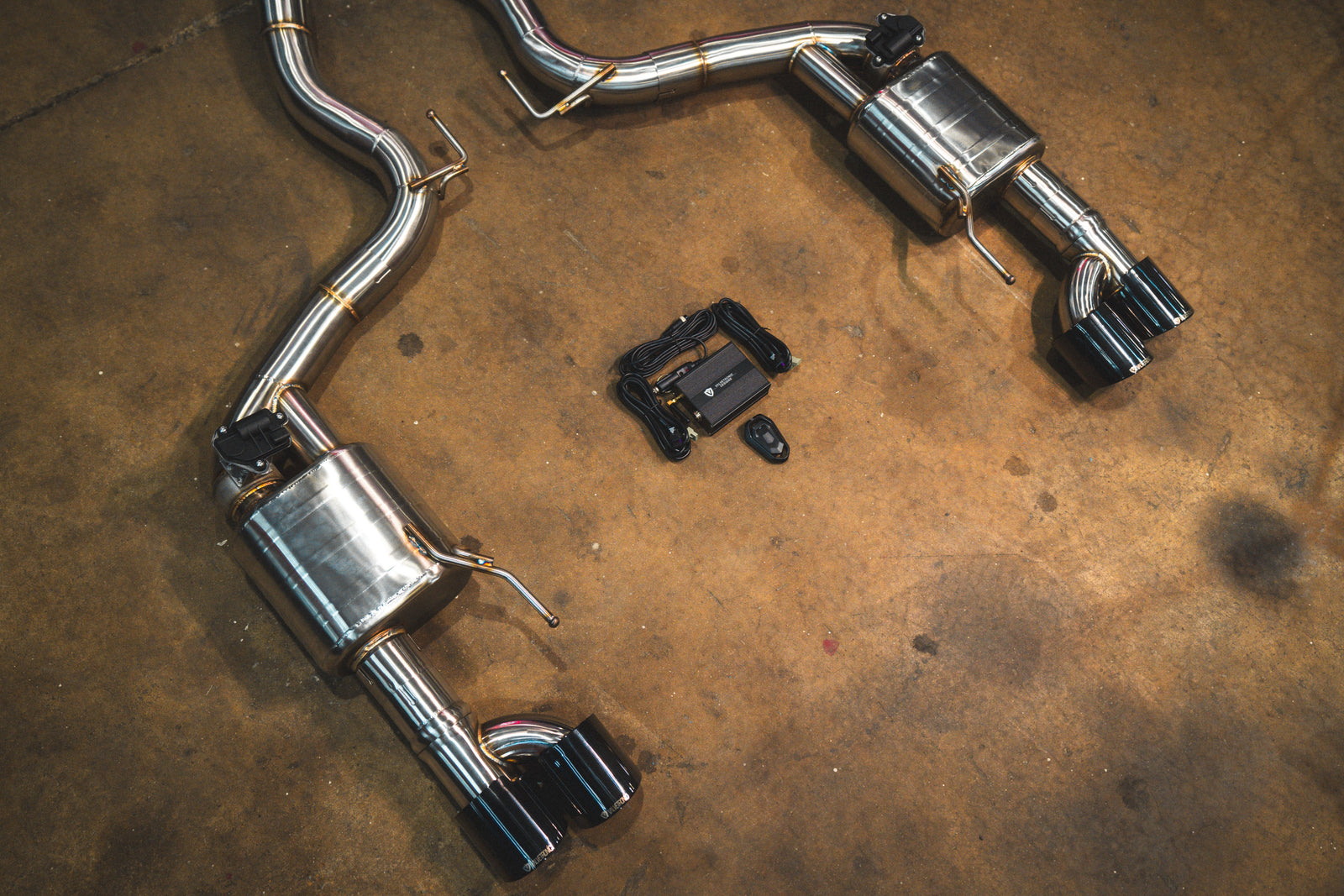 Ford Mustang GT S550 Valved Sport Exhaust System - Legends Auto Parts