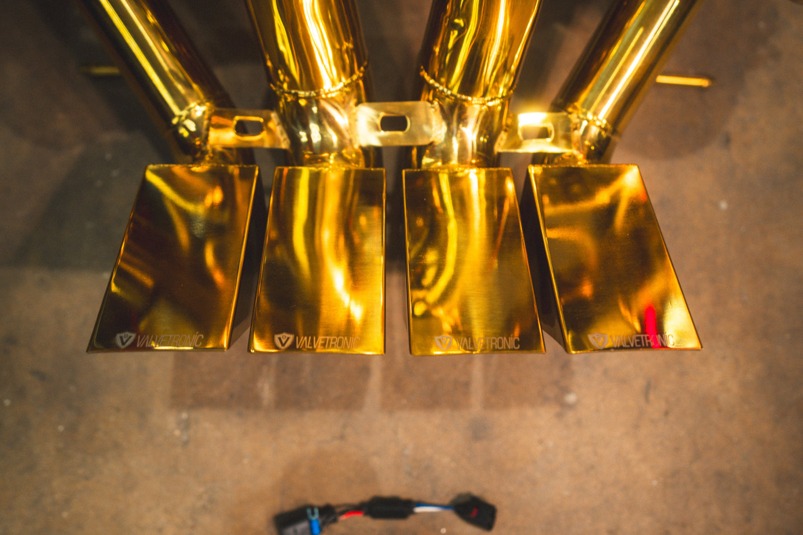 Lamborghini Aventador LP700 / S / SV Valved Sport Exhaust System - Legends Auto Parts