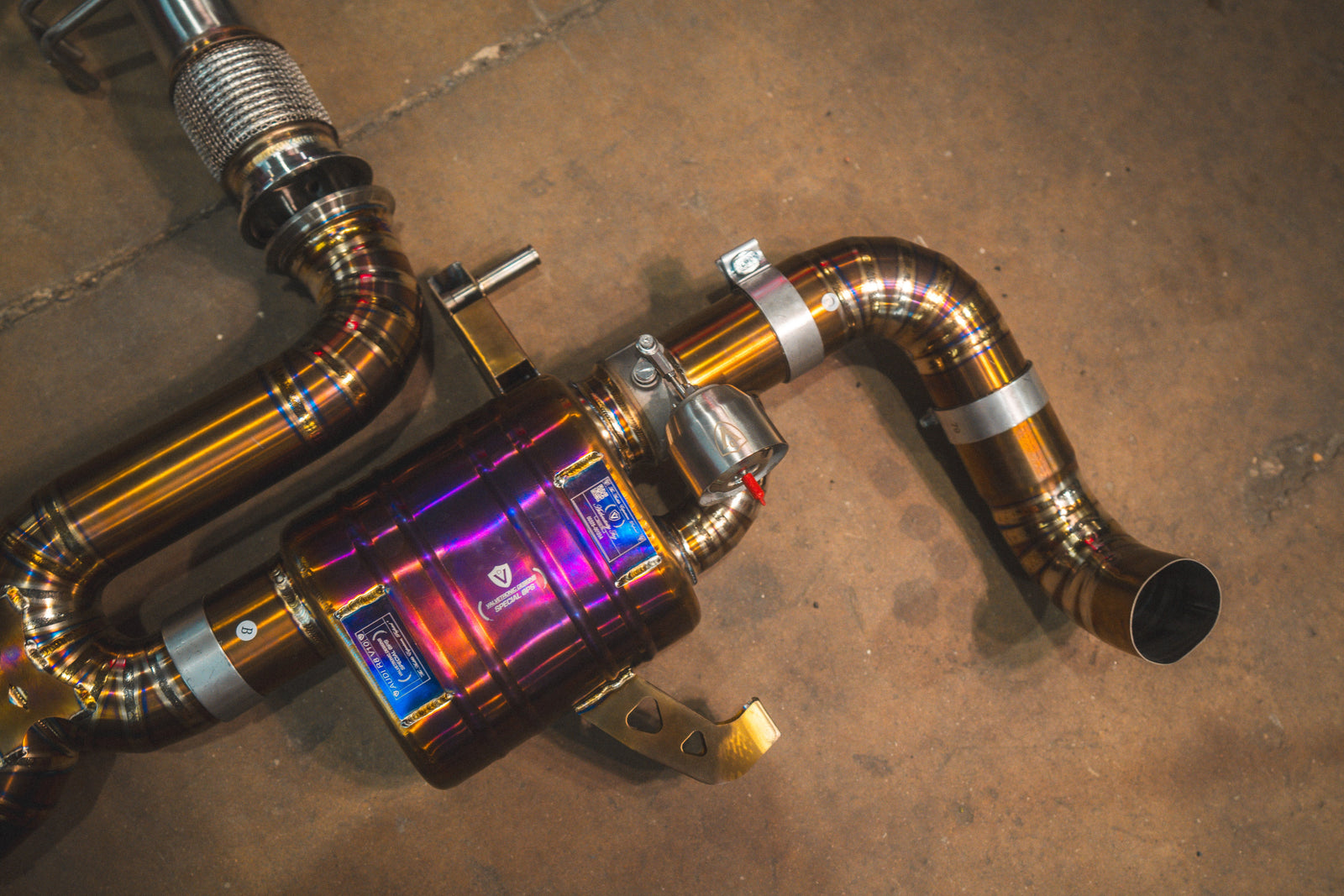 Audi R8 True F1 / Valved Exhaust System - Legends Auto Parts