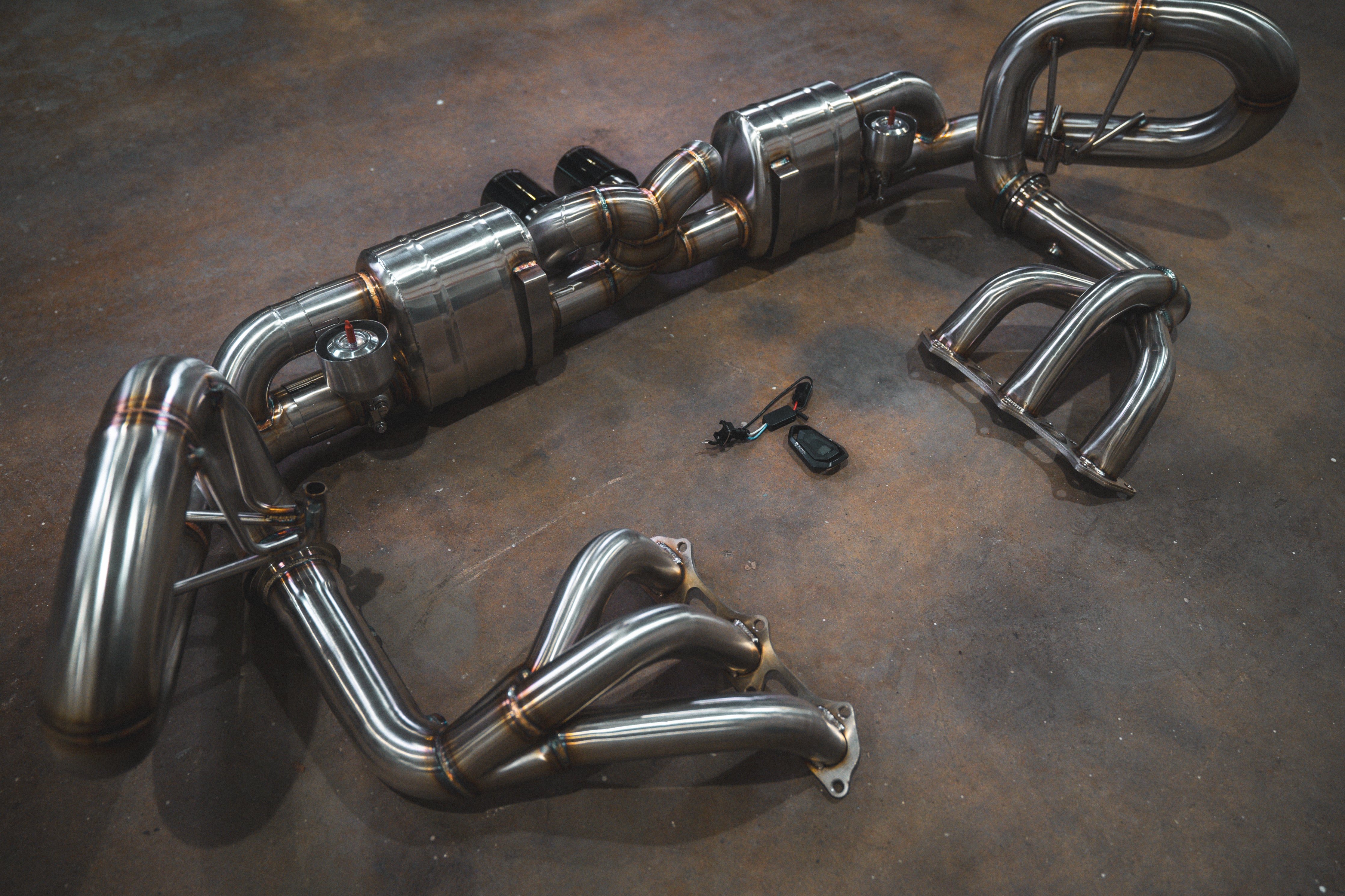 Valvetronic Porsche GT3 991.1 / 991.2 Valved Sport Exhaust System - Legends Auto Parts