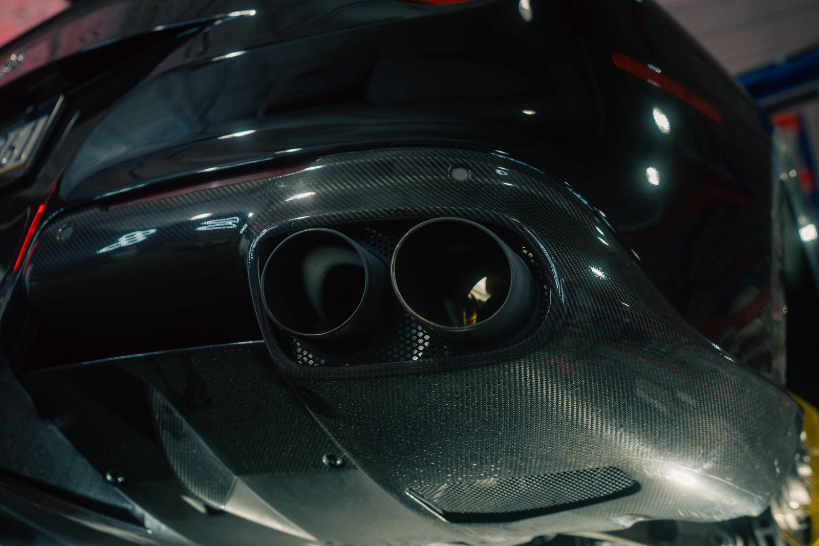 Ferrari F12 / 812 Valved Sport Exhaust System - Legends Auto Parts