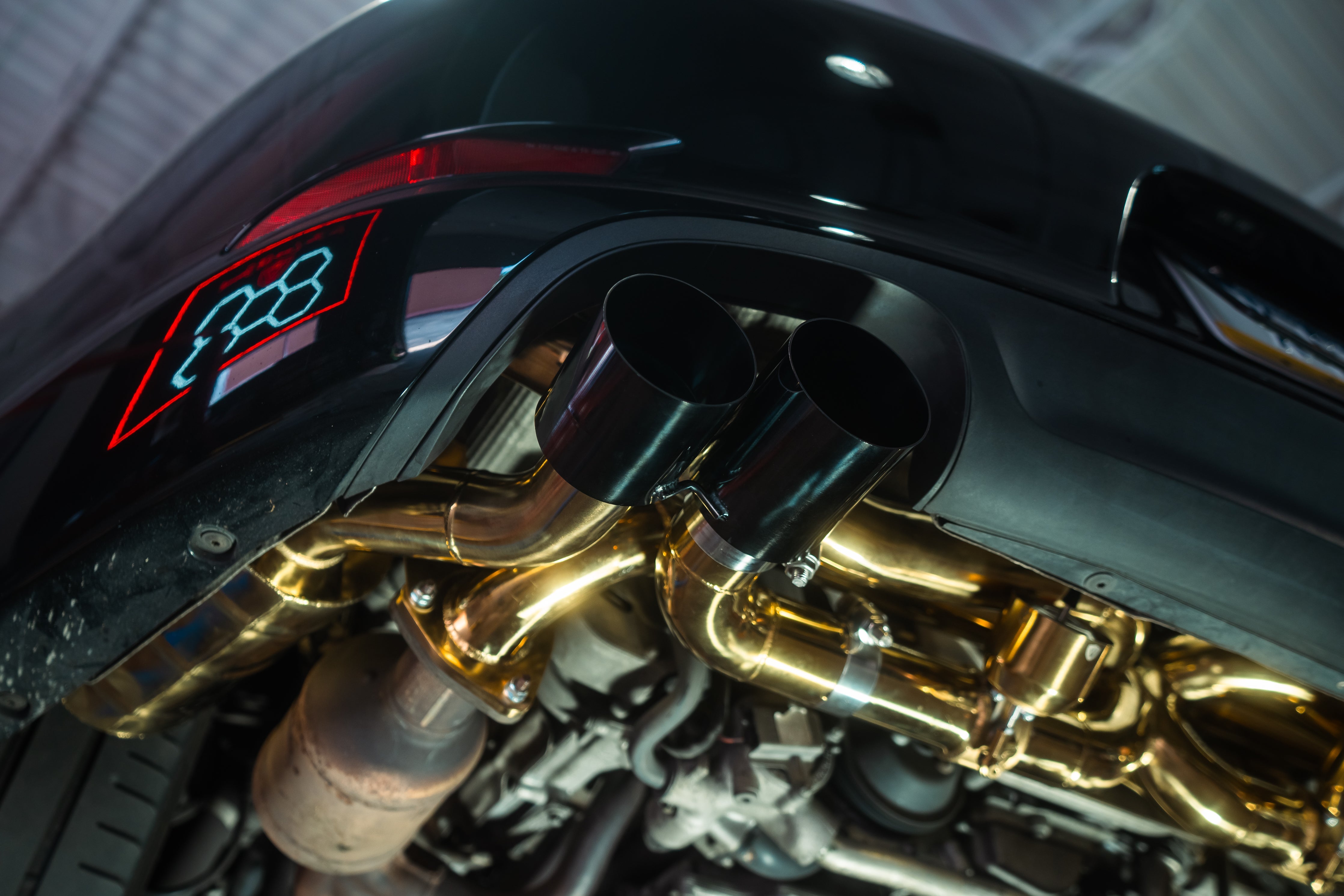 Valvetronic Valved Sport Exhaust System for Porsche 911 Carrera / S / GTS (991.1) - Legends Auto Parts