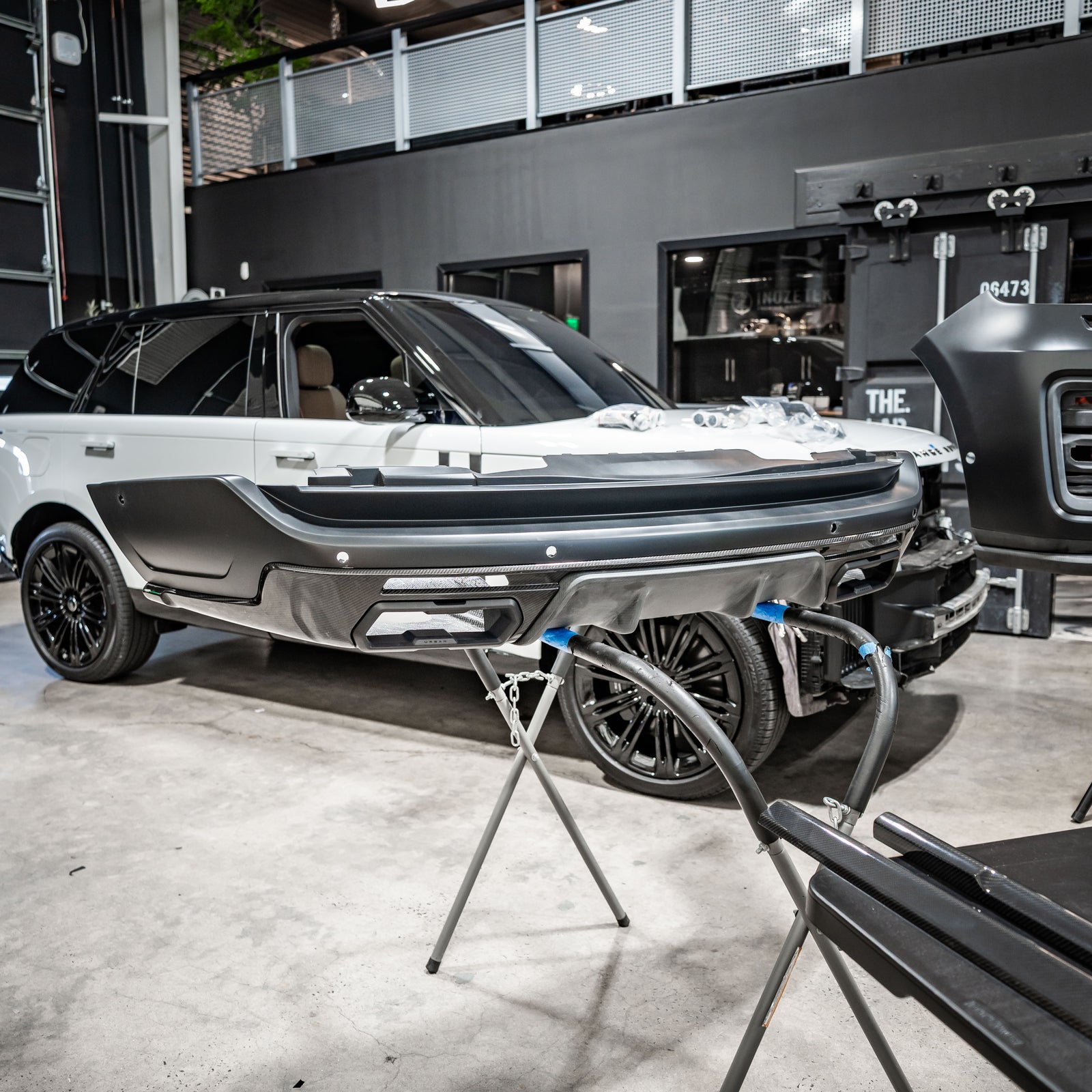 Urban Automotive - Fully Body Kit Range Rover L460 - Legends Auto Parts