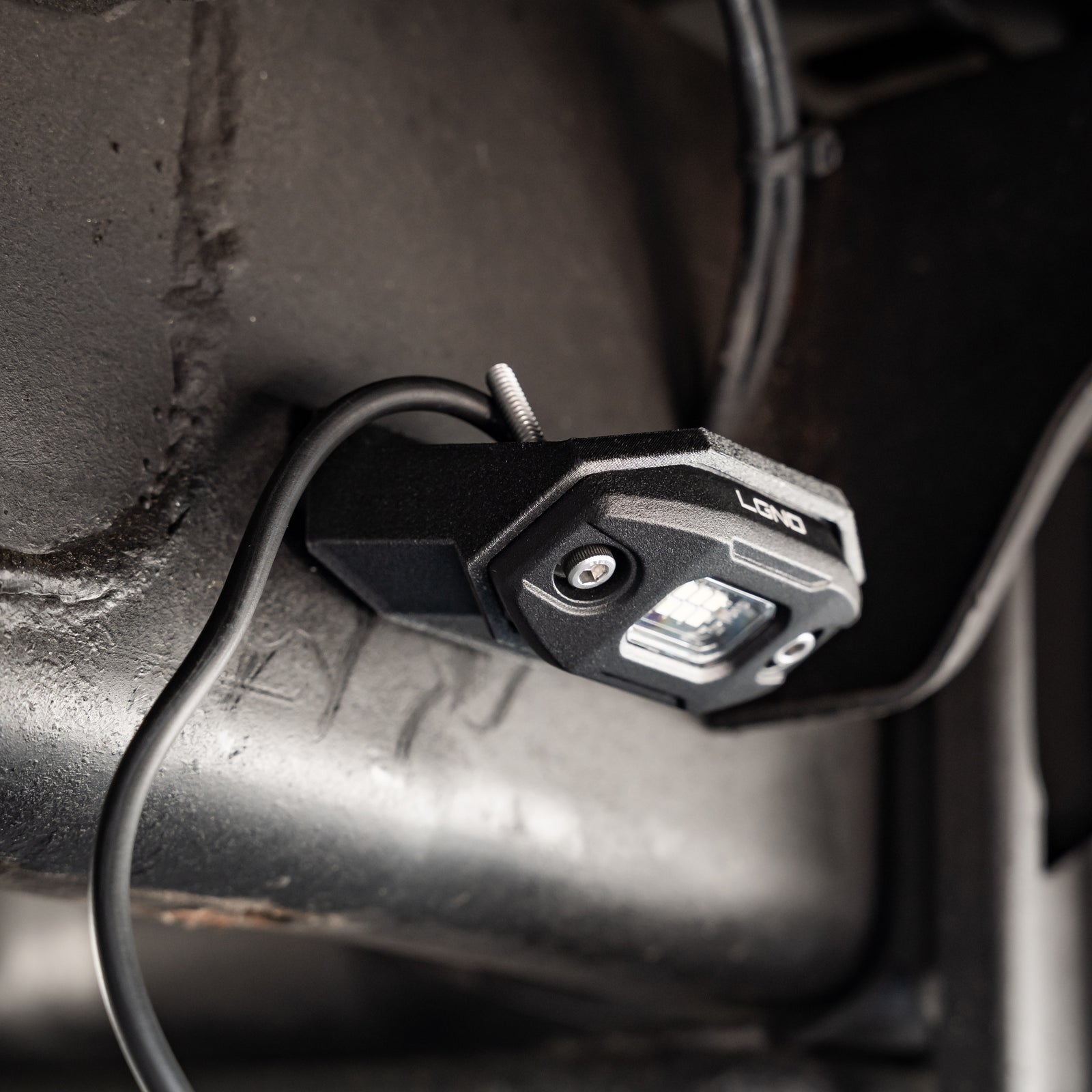 Universal Magnetic Rock Light Brackets